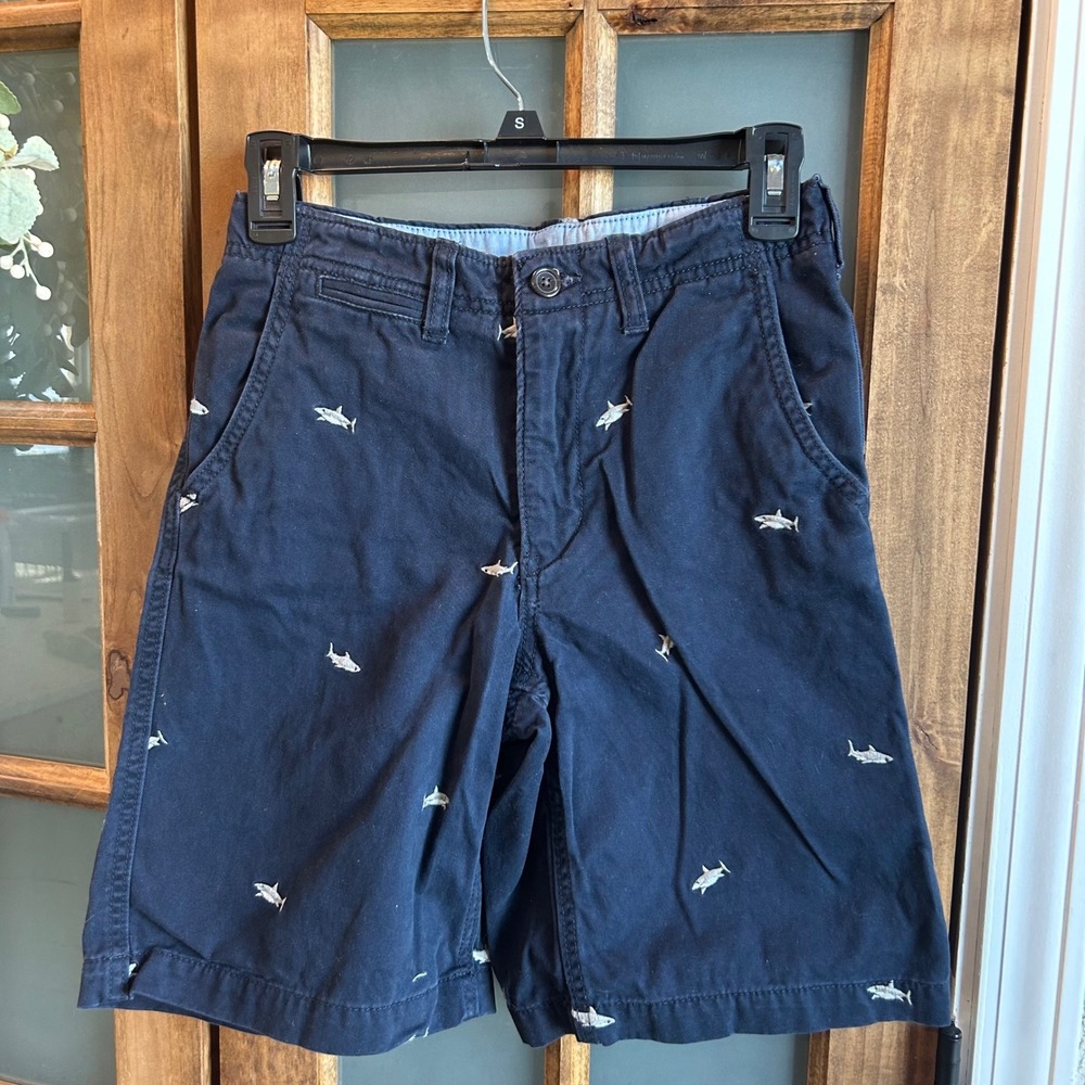 GapKids Boys Shorts‎ Size 12 Navy Regular Shark Embroidered Chino Casual
